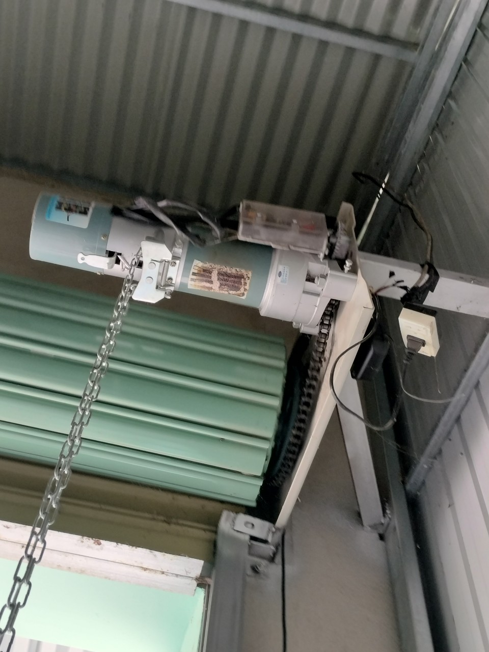 Dịch vụ sửa chữa cửa cuốn tại Phạm Hùng, Long Hoa, Hòa Thành, TP Nghệ An